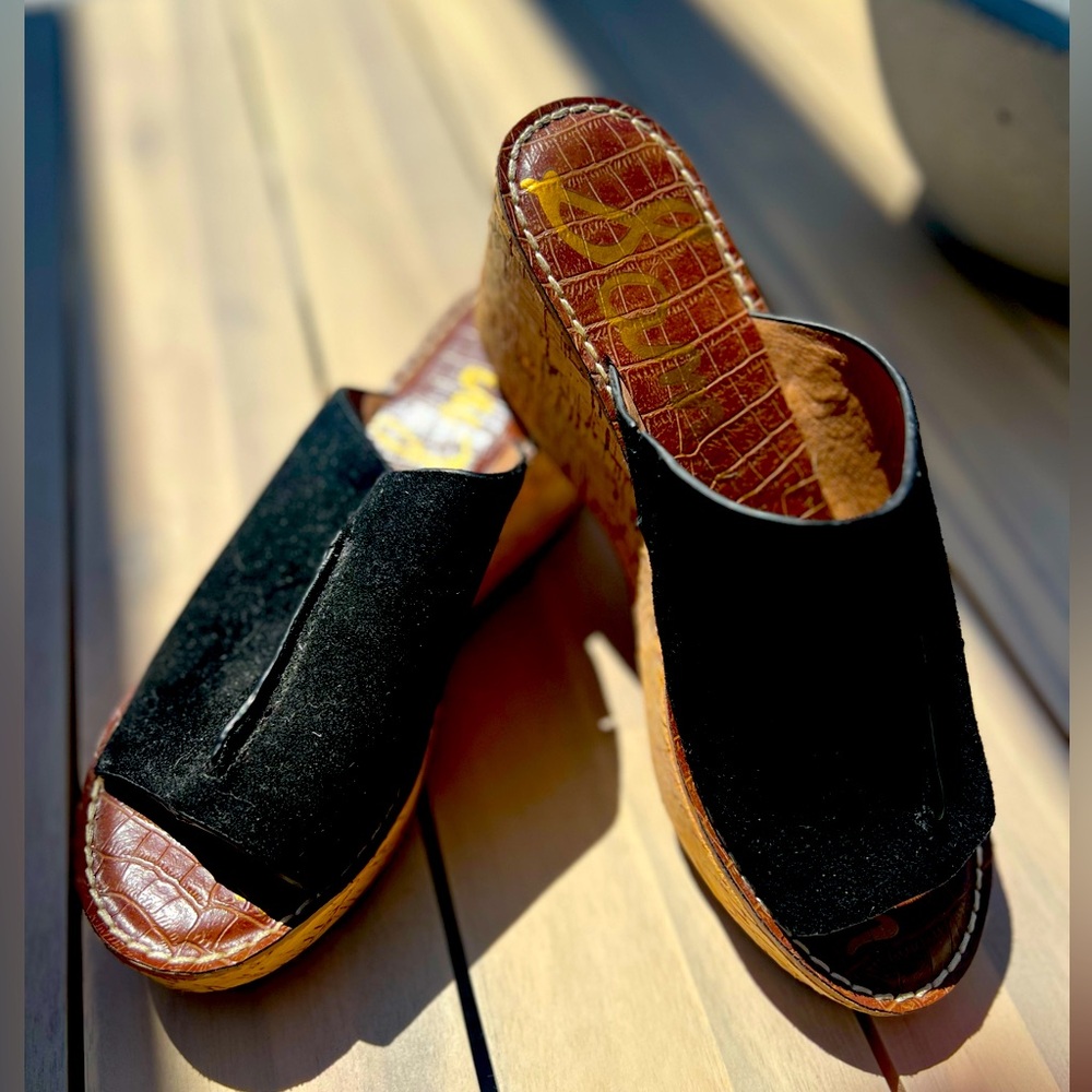 Black and Brown Women's Slide Sandals